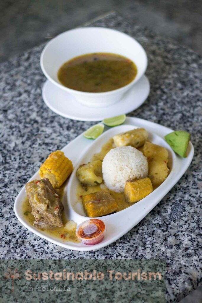 Sancocho de Costilla – Rippeneintopf